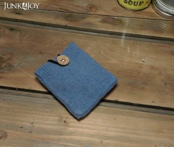 pouch3