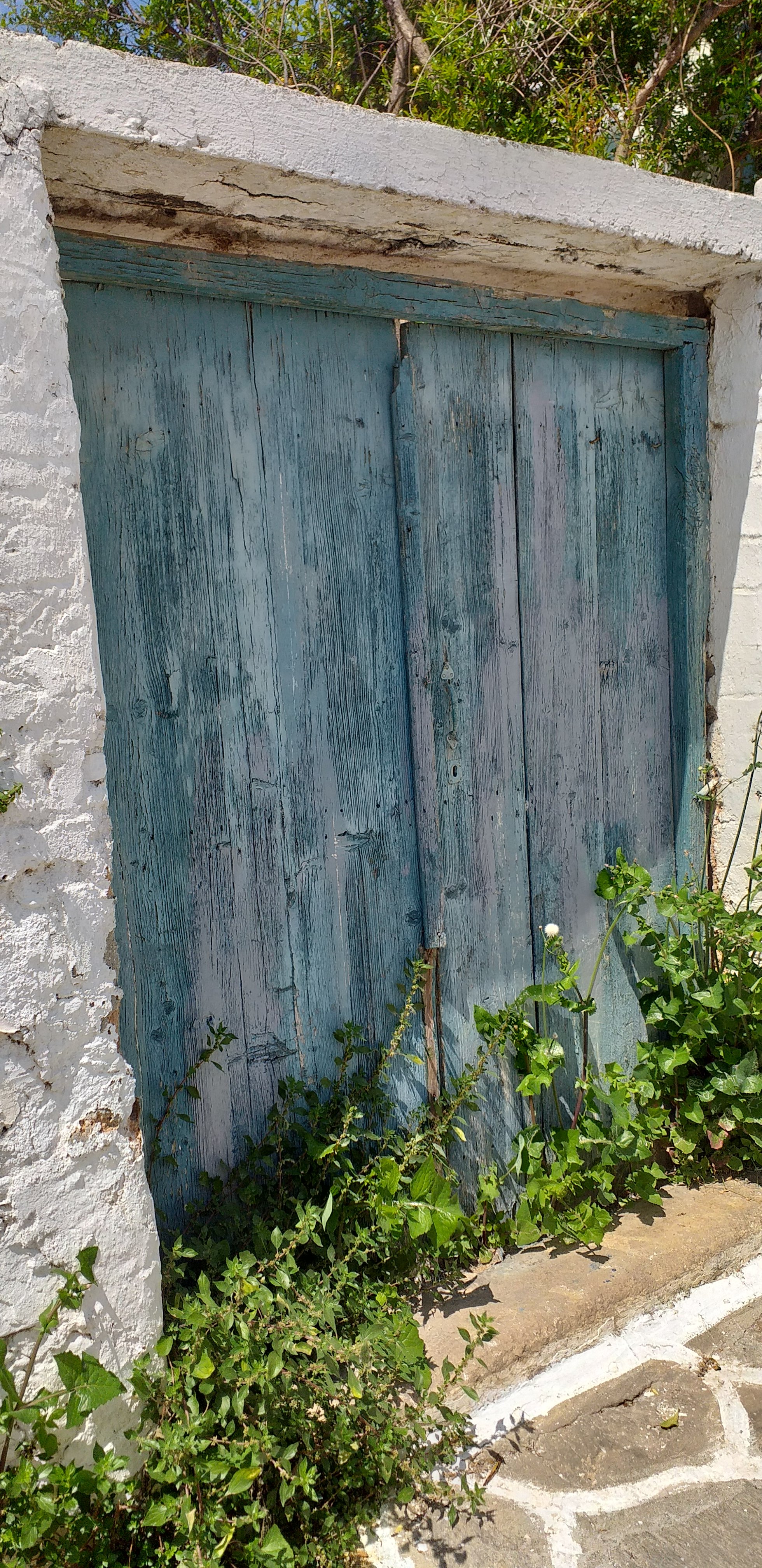 Paros Parikia cobblestone streets Greek Islands