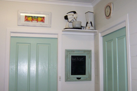 This image has an empty alt attribute; its file name is cnr1.jpg